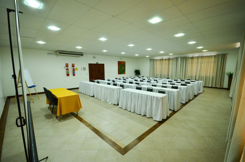 Hotel Balneario Cabo Frio Bagian luar foto