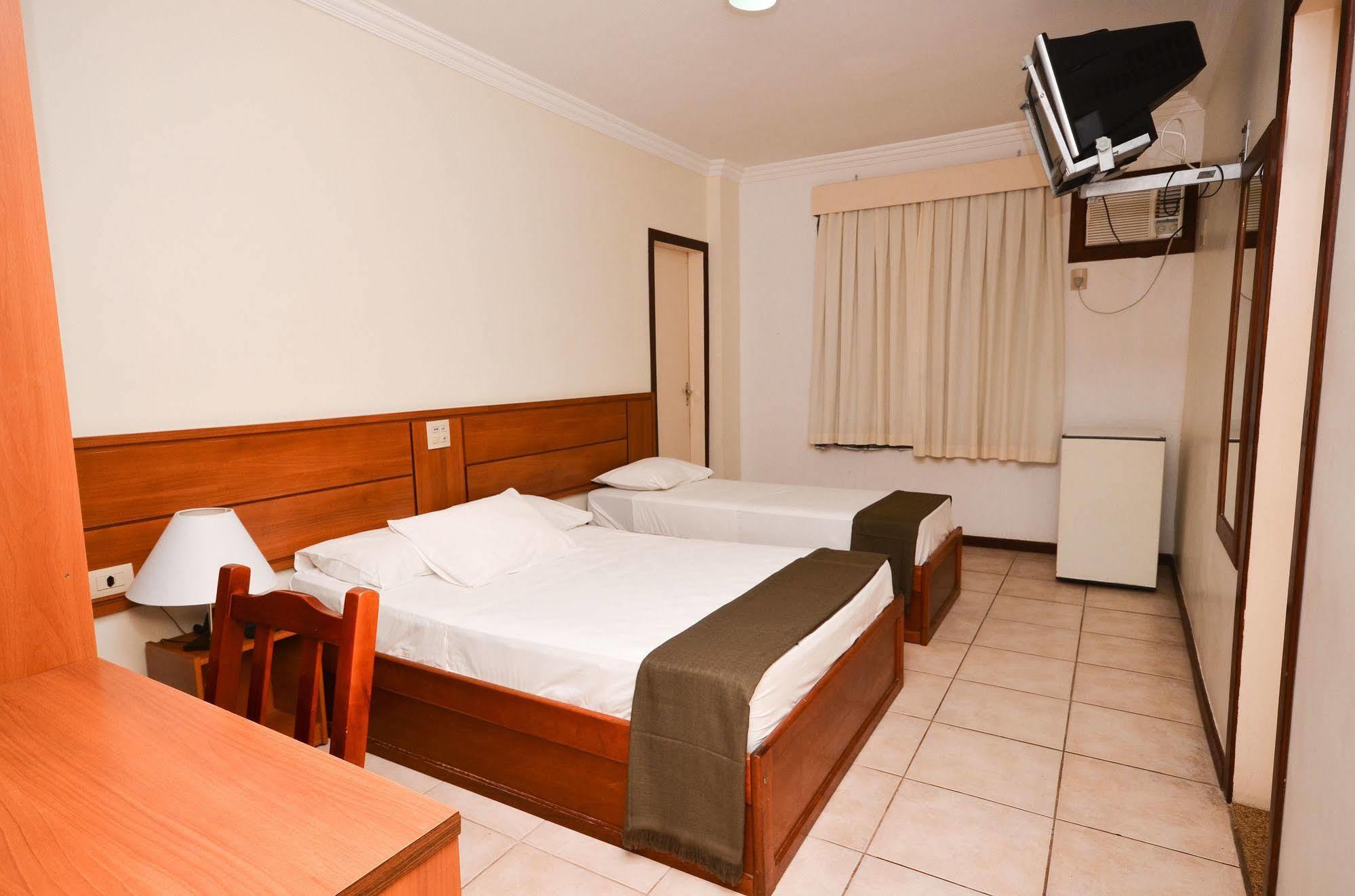 Hotel Balneario Cabo Frio Bagian luar foto