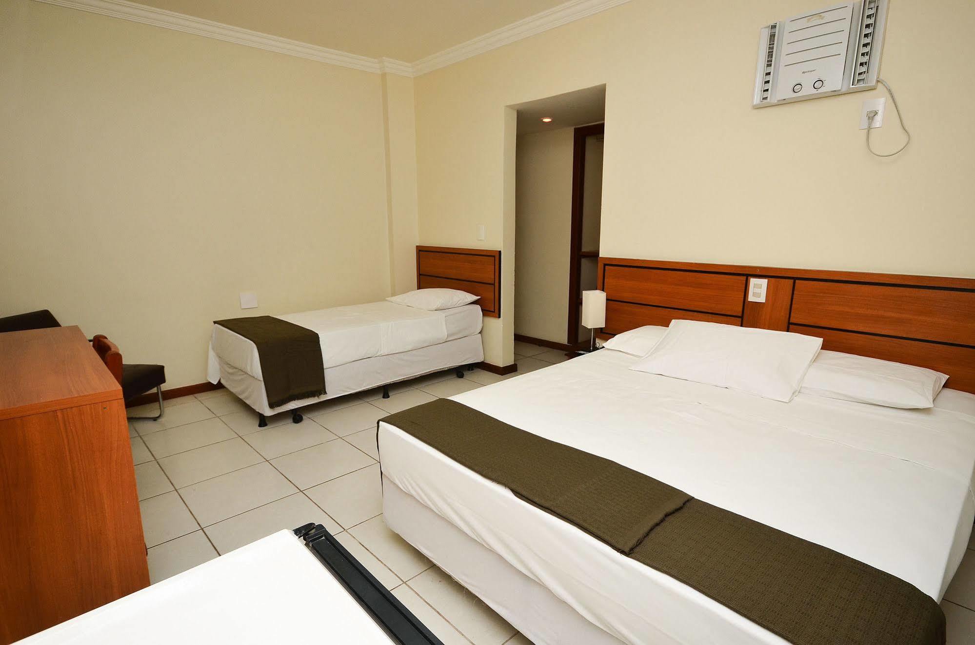 Hotel Balneario Cabo Frio Bagian luar foto